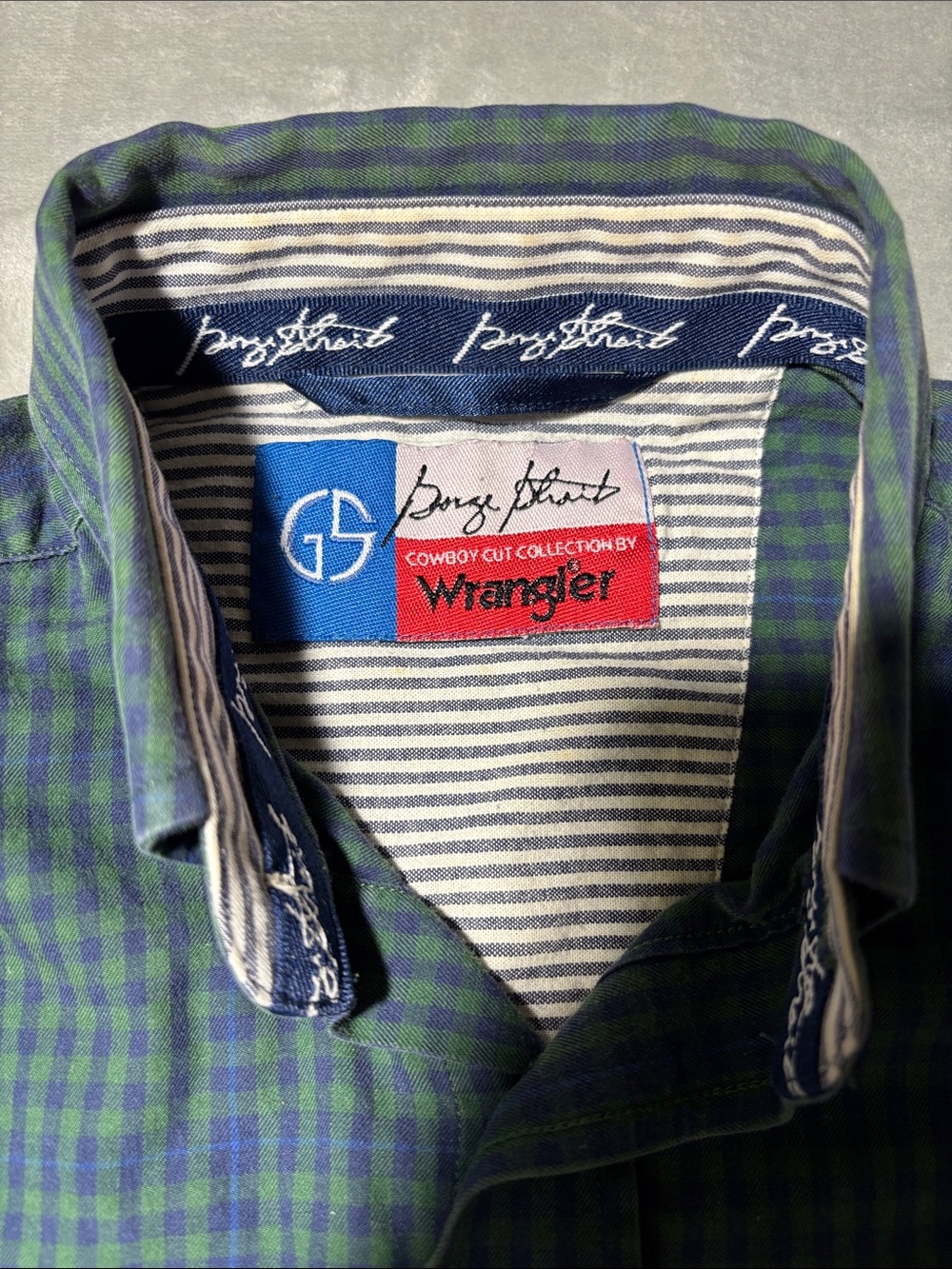 Wrangler Cowboy Cut Gorge‎ Strait Men’s M Green Blue Plaid Button Down Shirt - Picture 2 of 12